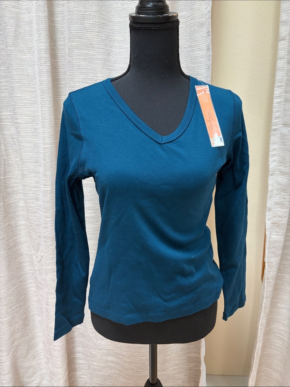 Eddie Bauer Classic V-Neck Long Sleeve Top in Teal